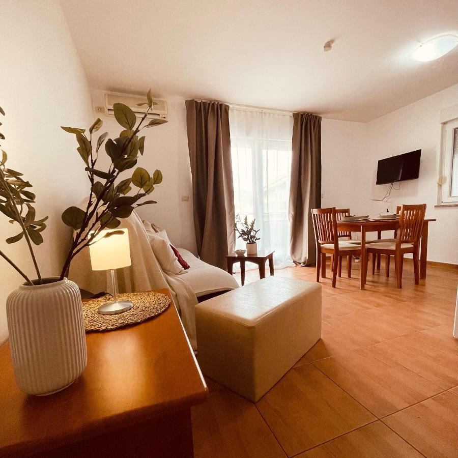 Apartments Stina Seget Vranjica Kültér fotó