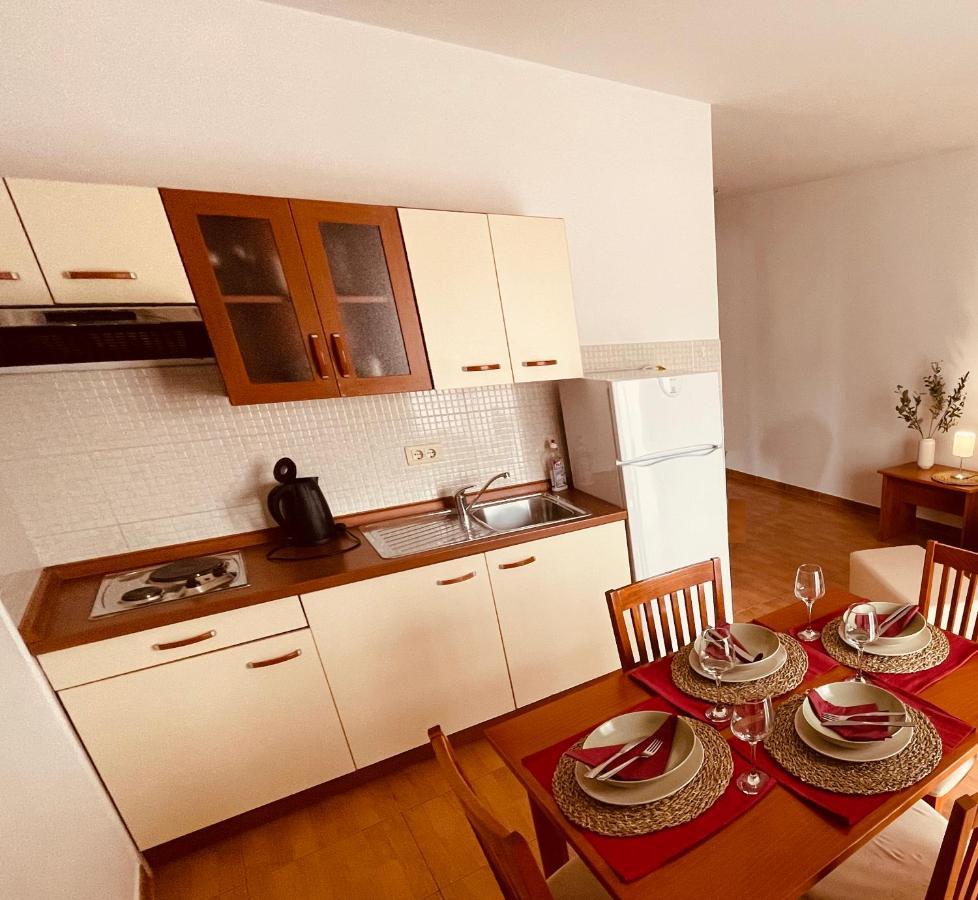Apartments Stina Seget Vranjica Kültér fotó