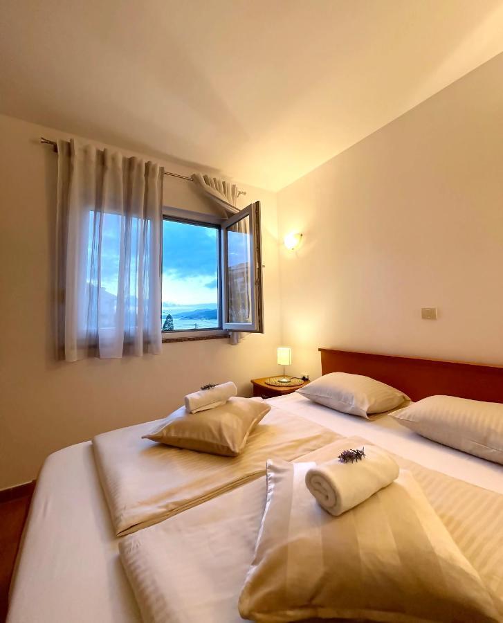 Apartments Stina Seget Vranjica Kültér fotó
