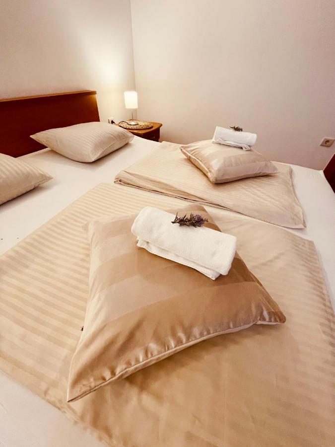 Apartments Stina Seget Vranjica Kültér fotó